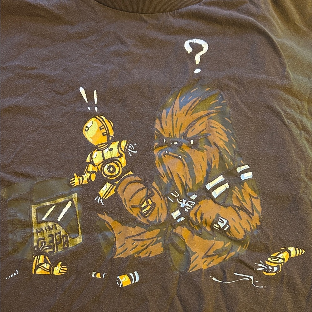Star Wars "I Got Your Back" graphic t-shirt featuring Chewbacca and C-3PO ⭐️
